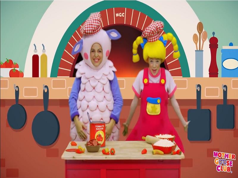 Let's Make a Pizza